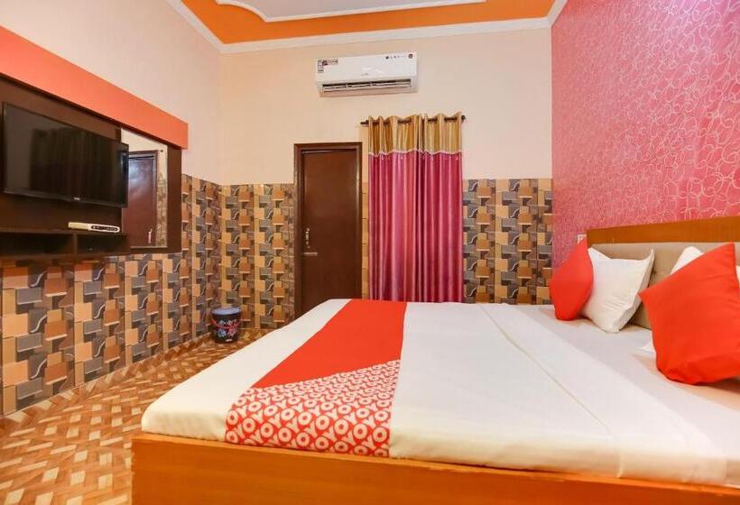 Flagship Hotel Ashirwad