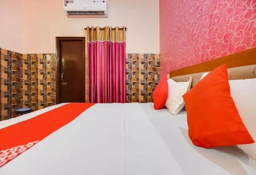 Flagship Hotel Ashirwad