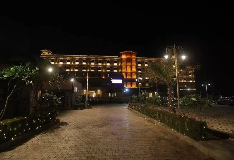 ホテル Regenta Central City Vilas Palace Ambala