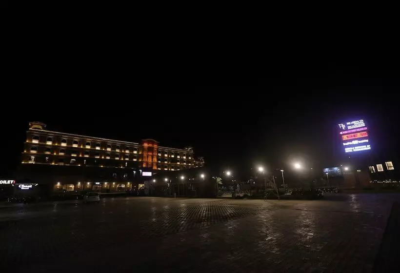 ホテル Regenta Central City Vilas Palace Ambala