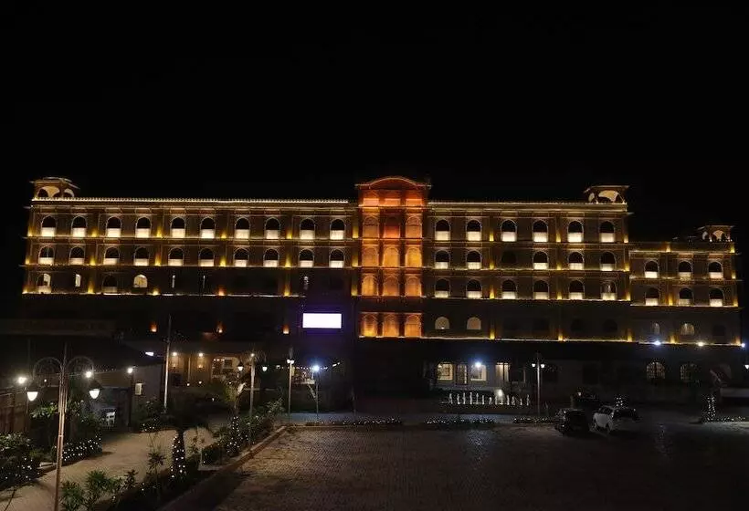 ホテル Regenta Central City Vilas Palace Ambala