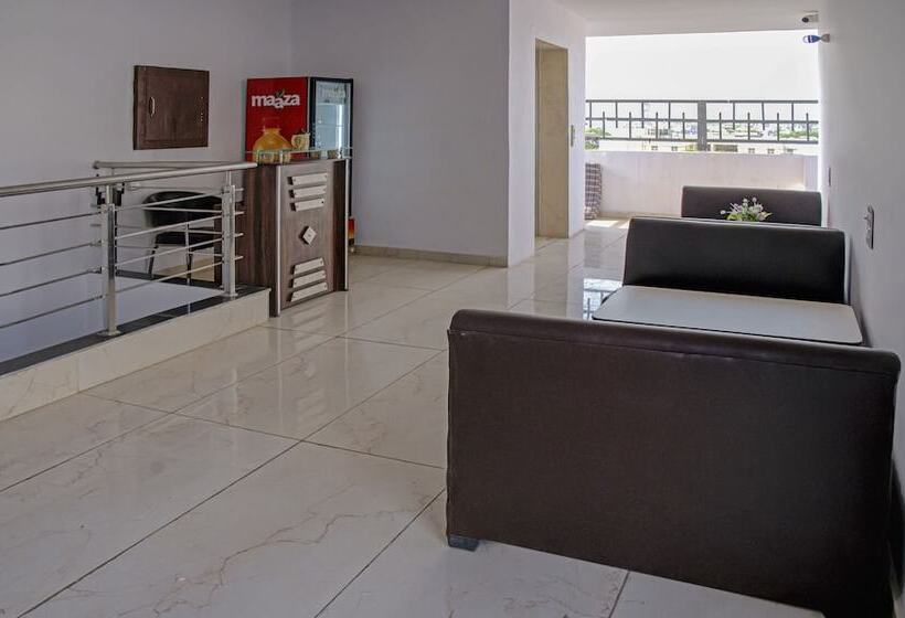 Hotel Treebo The King Mohali