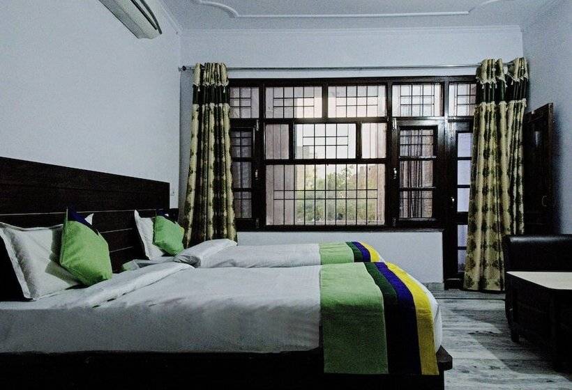 Hotel Treebo The King Mohali