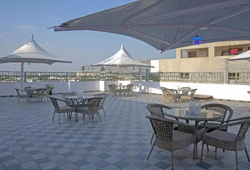 Hotelli Treebo The King Mohali