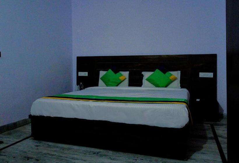 Hotel Treebo The King Mohali