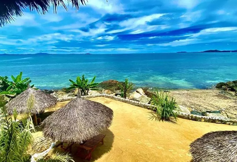 هتل Veronika Resort Nosy Komba