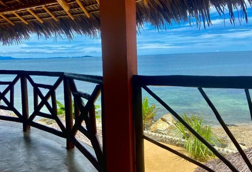 هتل Veronika Resort Nosy Komba