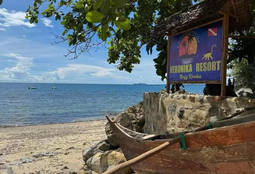 هتل Veronika Resort Nosy Komba