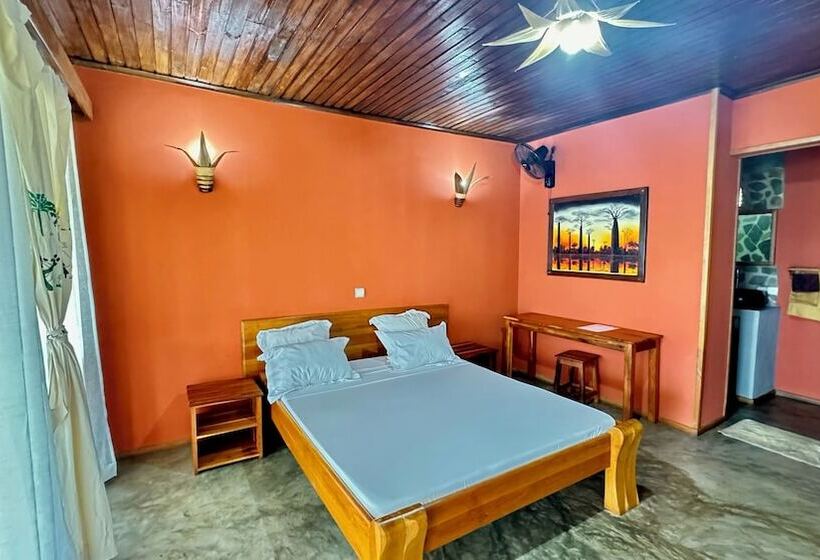 هتل Veronika Resort Nosy Komba