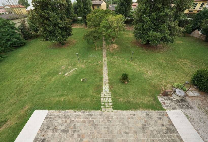 Отель Villa Martin