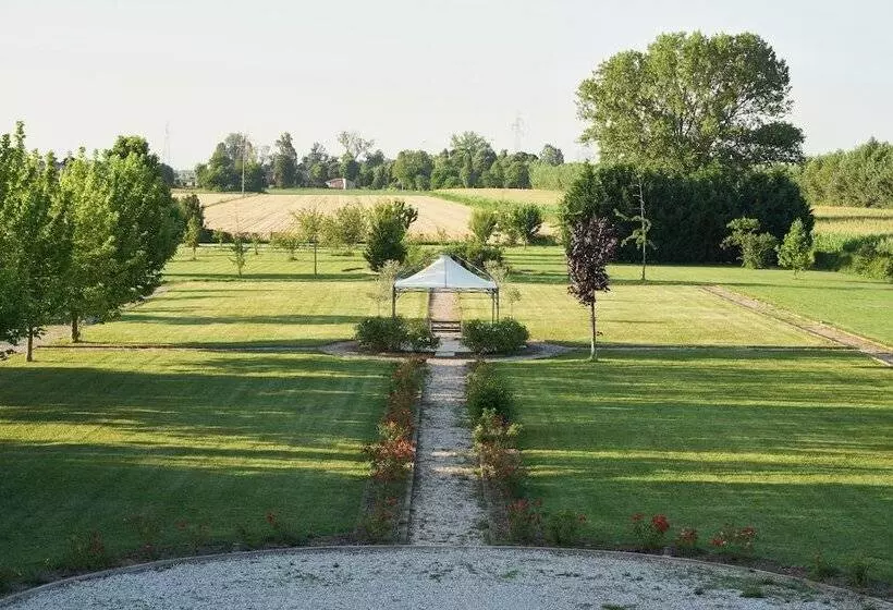 هتل Villa Martin