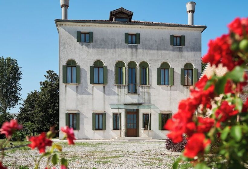 Отель Villa Martin