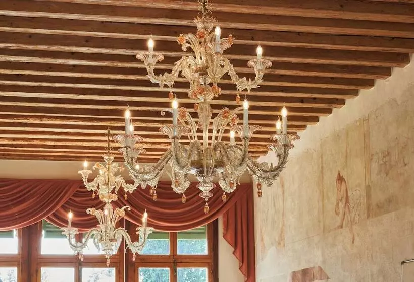 هتل Villa Martin