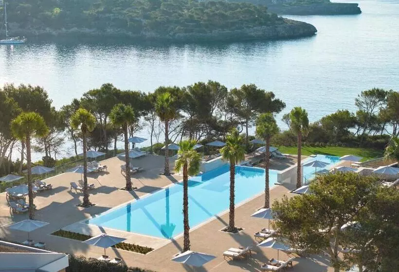 Lomakeskus Ikos Porto Petro