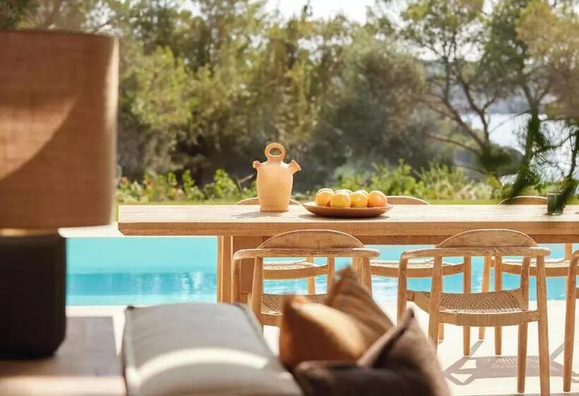 Lomakeskus Ikos Porto Petro