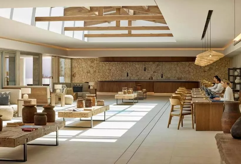 Lomakeskus Ikos Porto Petro