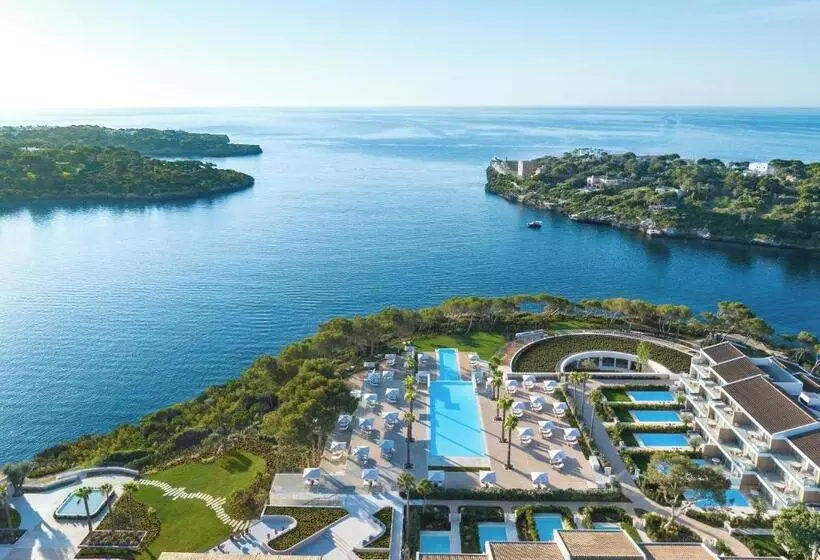 Lomakeskus Ikos Porto Petro