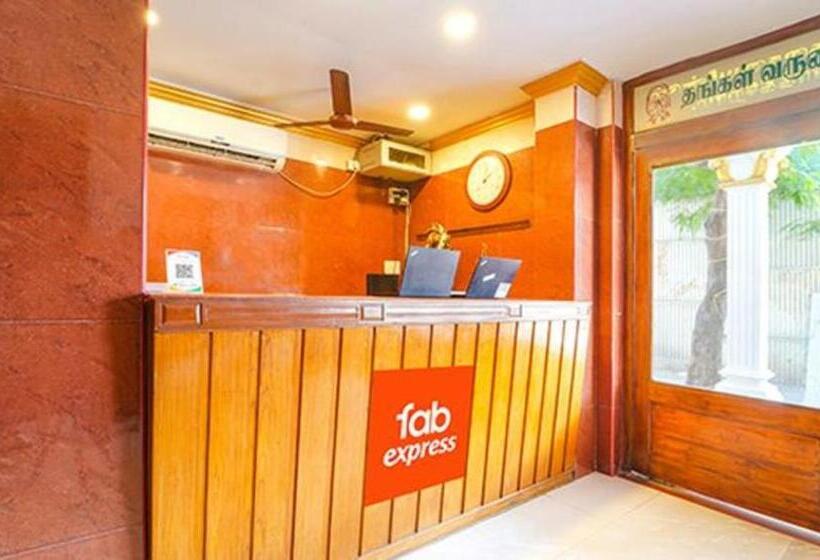 Hotel Fabexpress Janakiraman