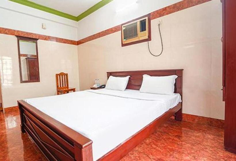 Hotel Fabexpress Janakiraman