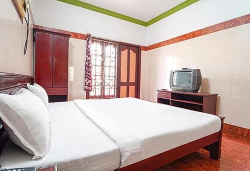 Hotel Fabexpress Janakiraman