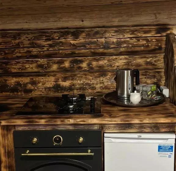 هتل Hut In Hatsvali