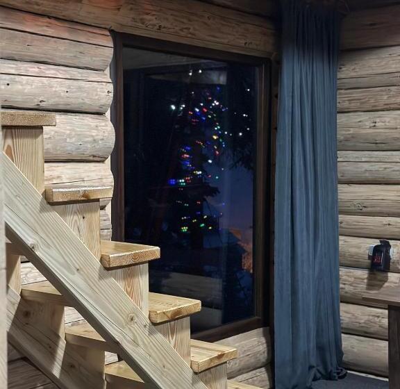 هتل Hut In Hatsvali