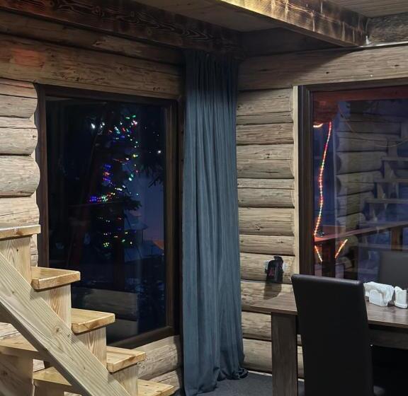 هتل Hut In Hatsvali