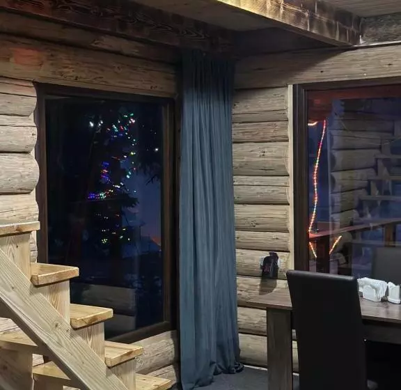 هتل Hut In Hatsvali