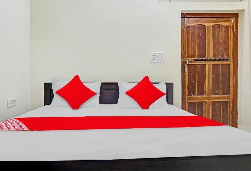 בית מלון כפרי Oyo Flagship 70252  Samridhi