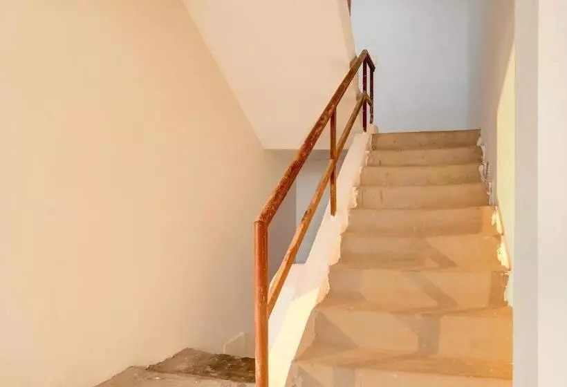 Hotelli Oyo Flagship 70252  Samridhi