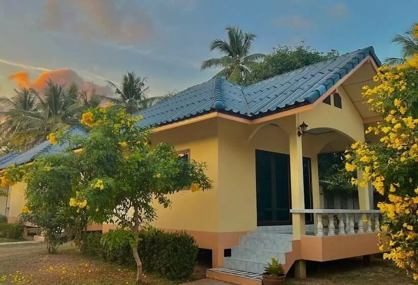 Hotelli Thungwua Laen Resort