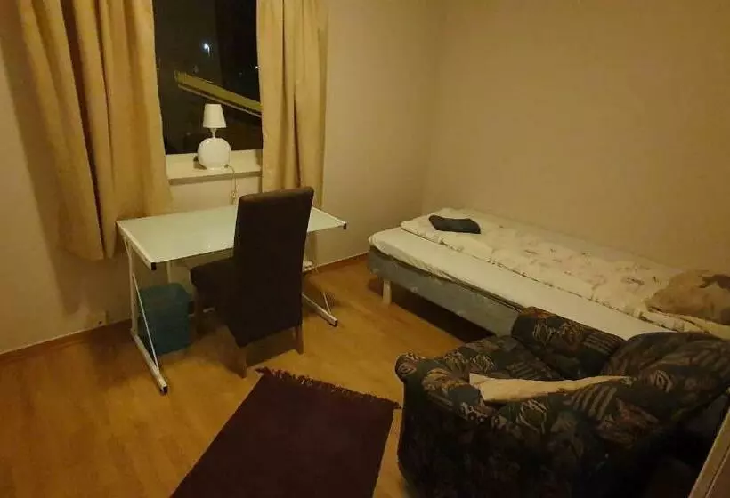 Roald Hostel