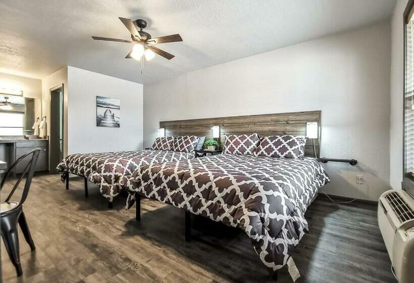 فندق صغير Valley Cabins Double Queen Hotel Room