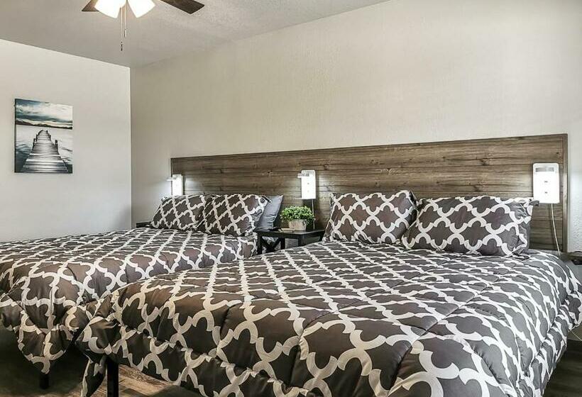 فندق صغير Valley Cabins Double Queen Hotel Room