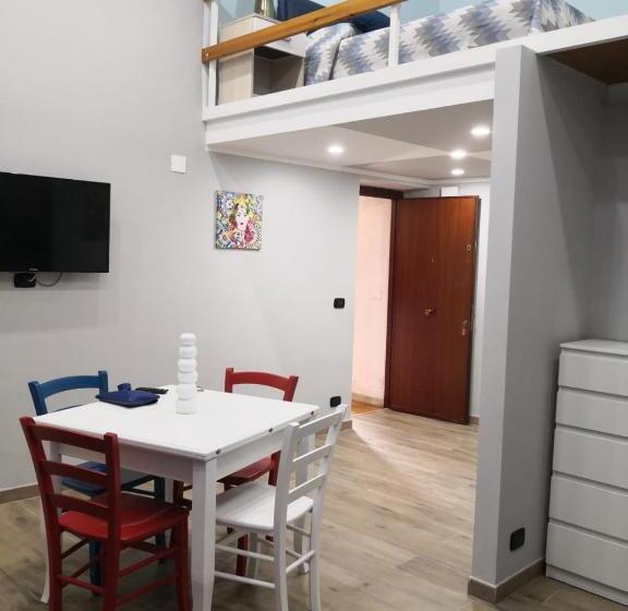 تختخواب و صبحانه Carlino Room S