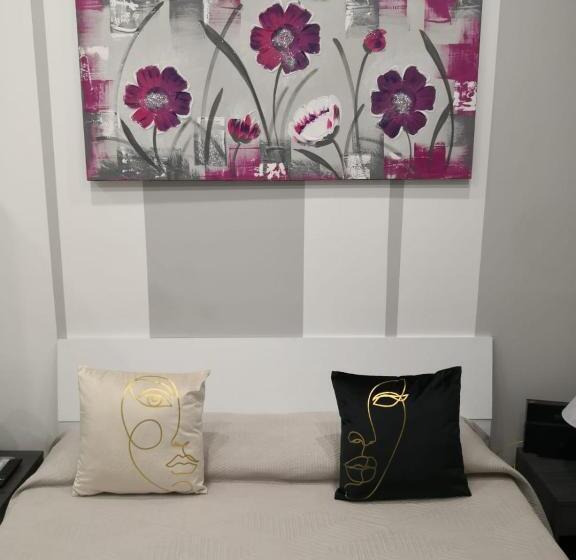 تختخواب و صبحانه Carlino Room S