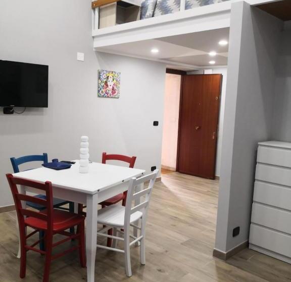 تختخواب و صبحانه Carlino Room S