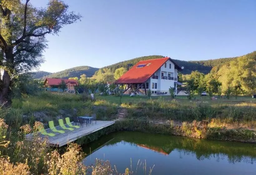 ホテル Pensiune Agroturistica   La Recea