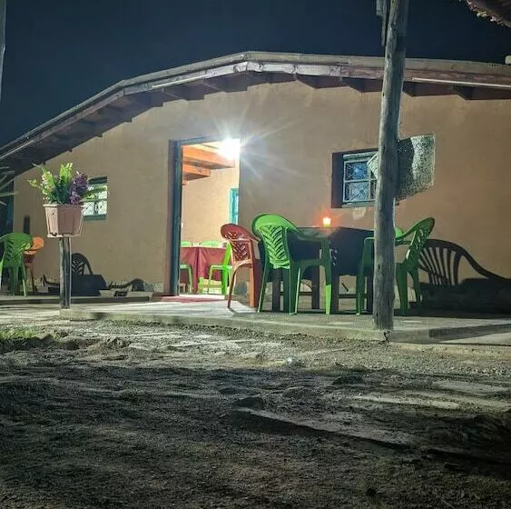 Lomakeskus Café Restaurante Shelter Calm Life