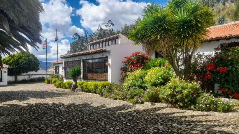 בית מלון כפרי Maxiruma   Villa Tamauka