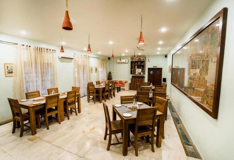 Hotel Zone Palace By The Park Phalodi