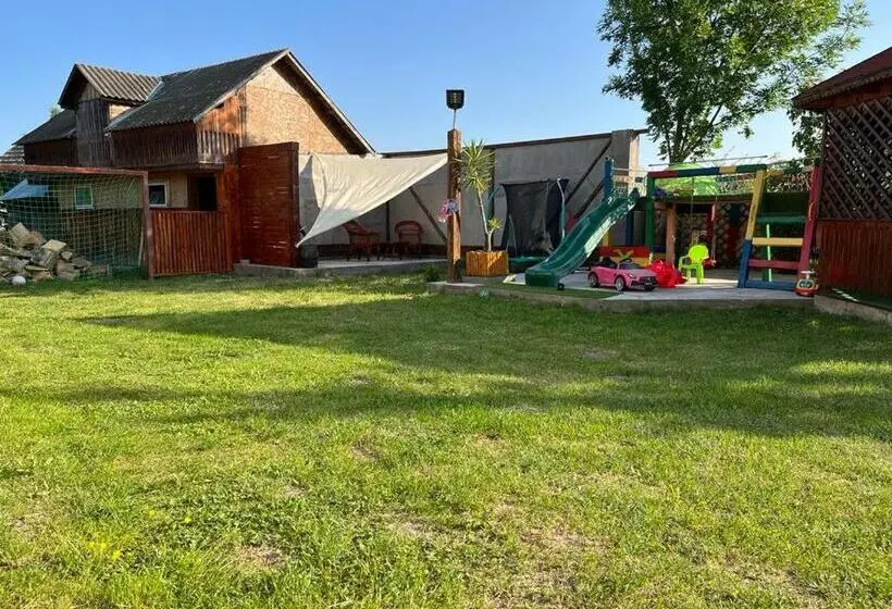 پانسیون Casa Ilinca