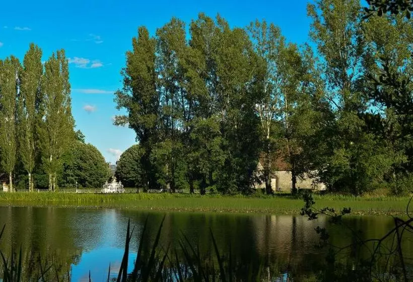 ペンション Chambres D Hotes Les Gites De L Ancienne Auberge Gien Langesse Montargis