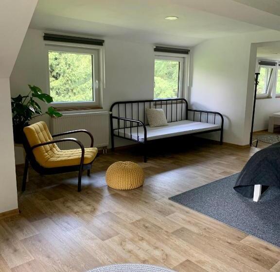 פנסיון Penzion Medové údolí