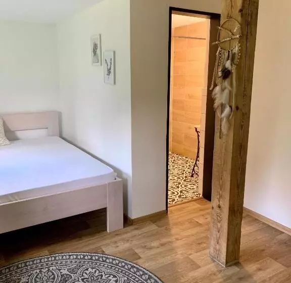 Majatalo Penzion Medové údolí