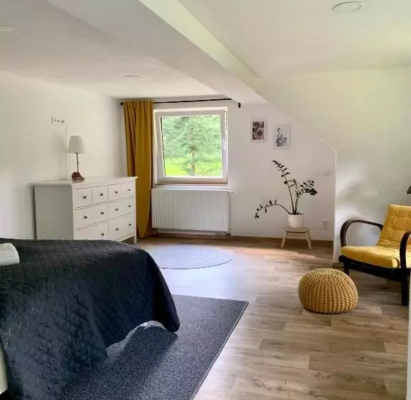 Majatalo Penzion Medové údolí