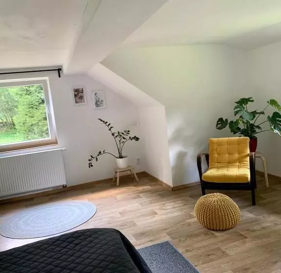 Majatalo Penzion Medové údolí