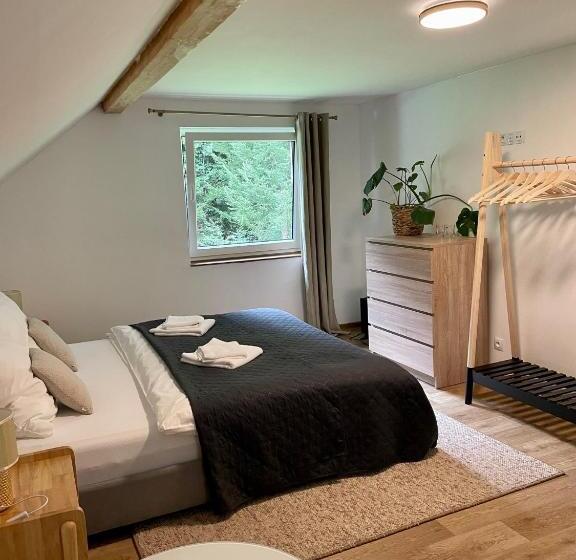 פנסיון Penzion Medové údolí