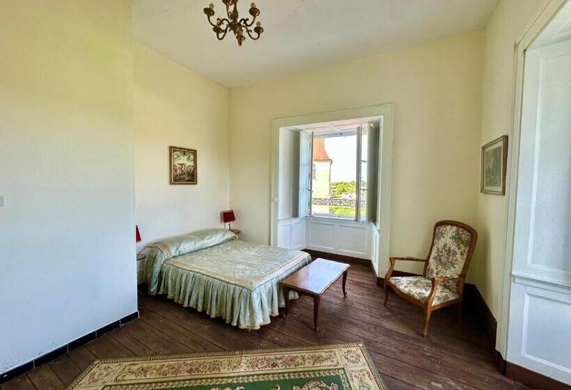 민박 Chateau De Frasne