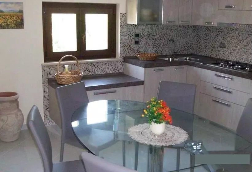 Aamiaismajoitus (B&B) Il Giardino Degli Ulivi